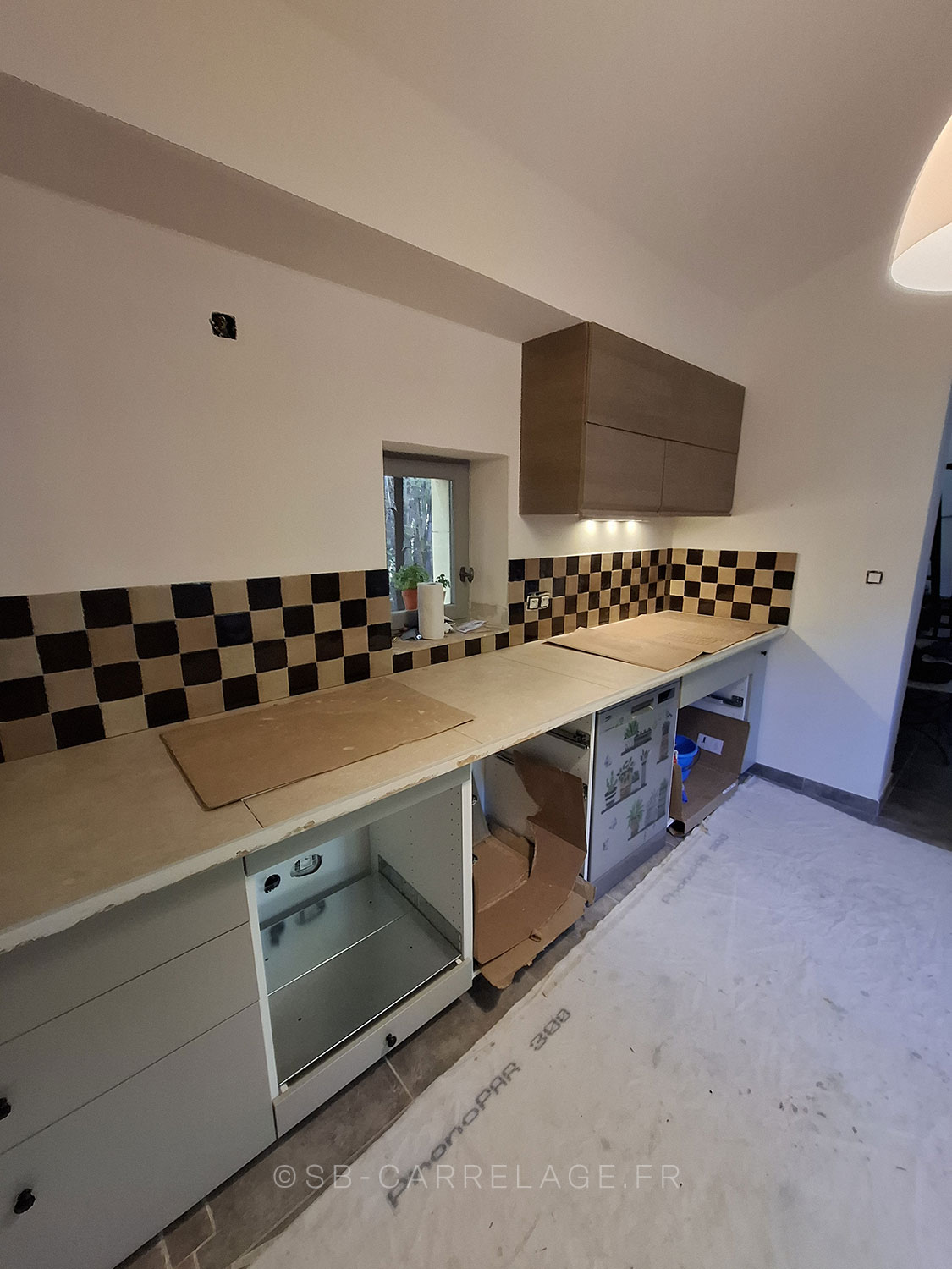 SB CARRELAGE cuisine plan travail crédence