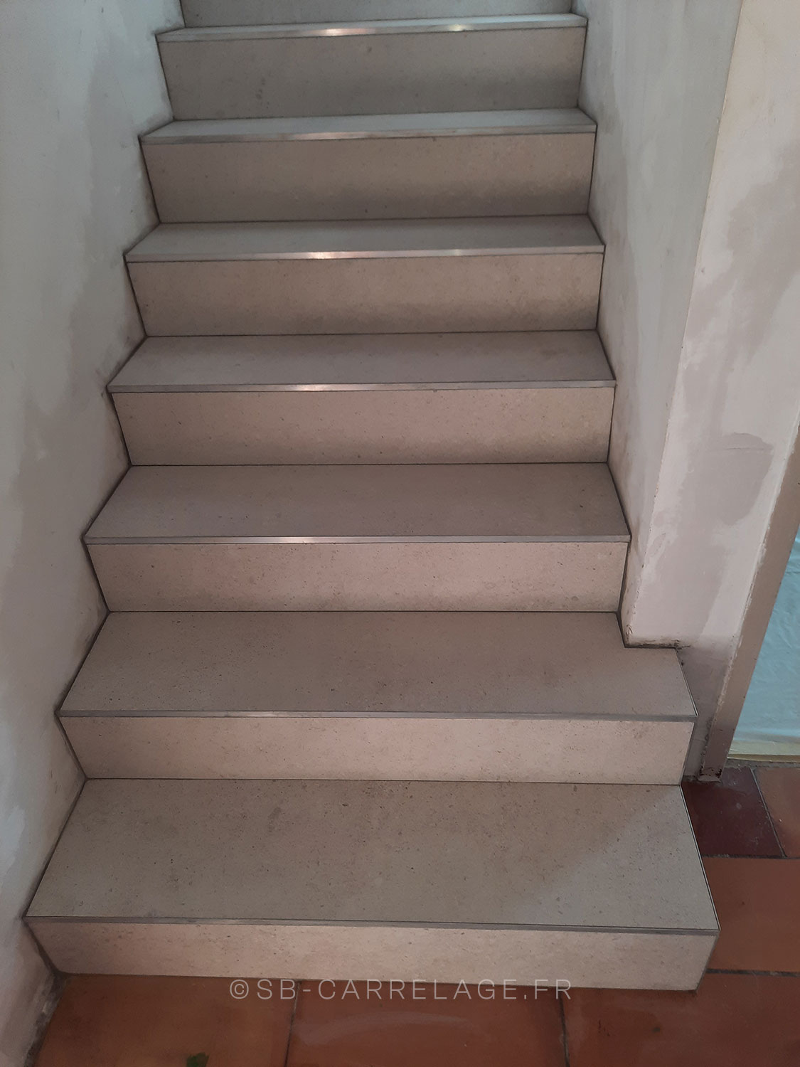 SB CARRELAGE intérieur escalier